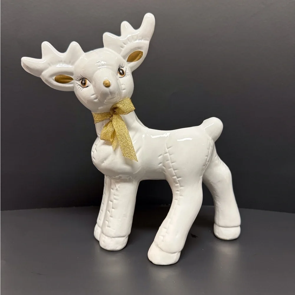 1990’s White Ceramic Reindeer Planter with Gold Bow & Greenery EUC